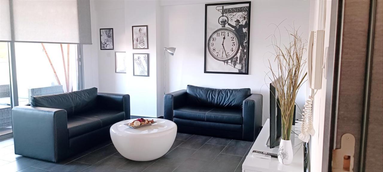 Dezo Luxury Town Apartment Larnaca Dış mekan fotoğraf