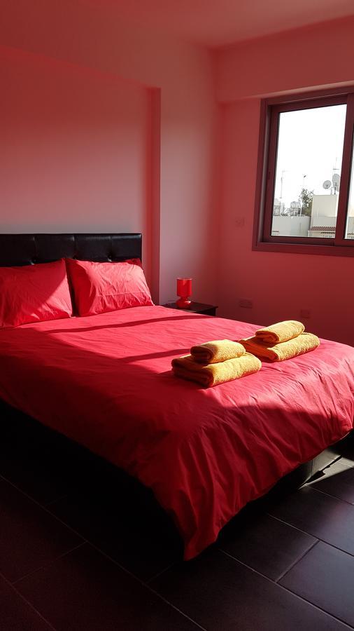 Dezo Luxury Town Apartment Larnaca Dış mekan fotoğraf
